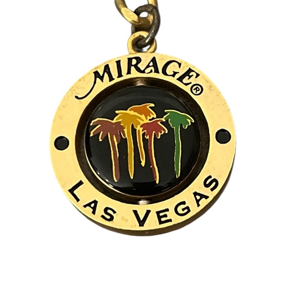 VTG Mirage Hotel Casino Las Vegas Gold Tone Metal Collectible Keychain - Picture 6 of 8